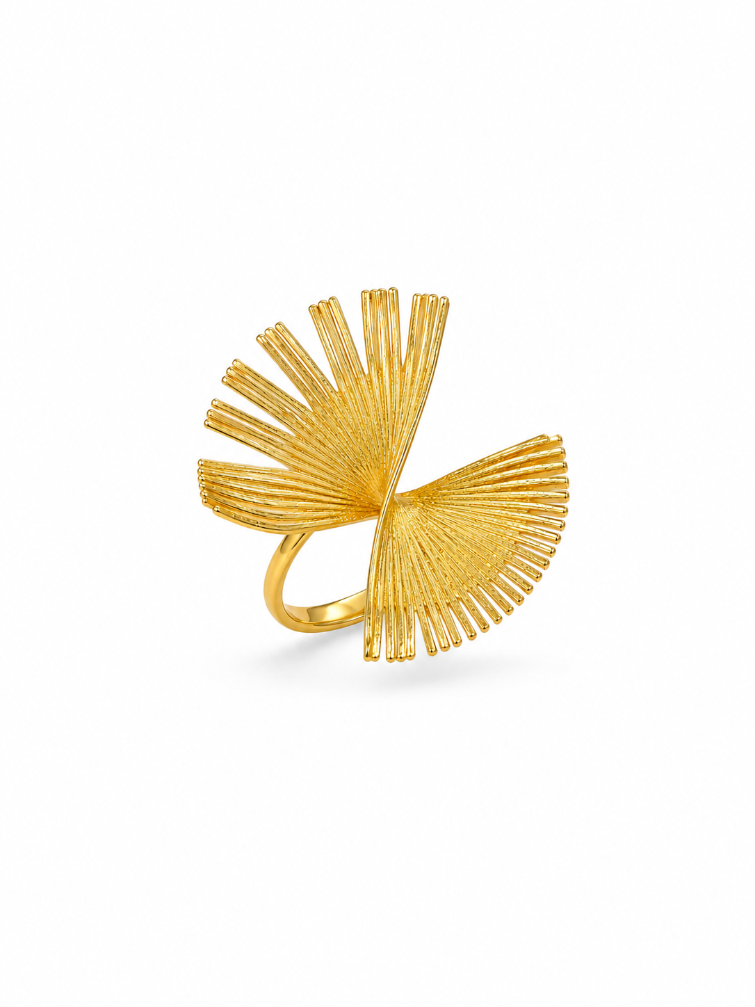 Ginkgo Fan Ring in gold-tone 316L stainless steel